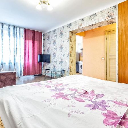 433 Lighthouse Apartments Arbat - Traveler'S Choice Almaty Bagian luar foto