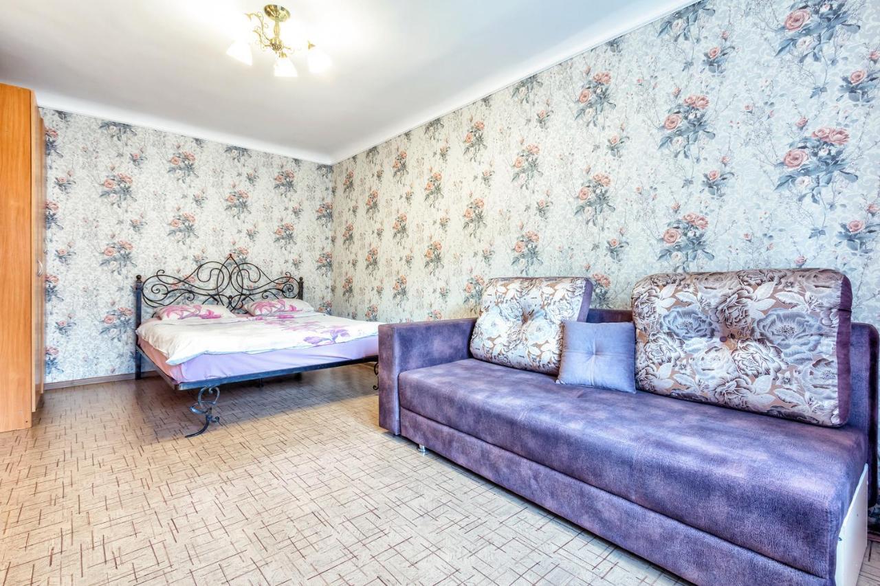 433 Lighthouse Apartments Arbat - Traveler'S Choice Almaty Bagian luar foto